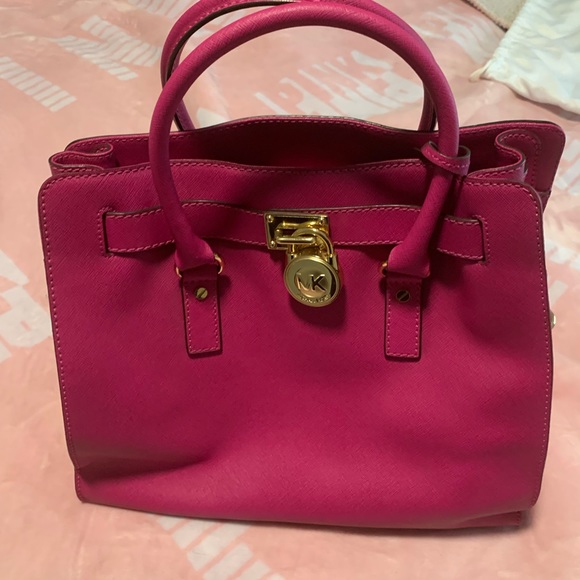 Michael Kors Tote & Wallet - Picture 4 of 11